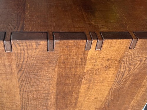 XXe siècle - Bureau en chêne de la fin des années 70 de Giuseppe Rivadossi avec deux chaises