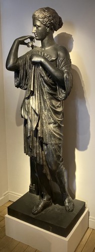 Diana of Gabii - Cast Iron Statue by Jean-Jaques Ducel - 