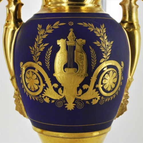Pair of Empire Vases - Empire