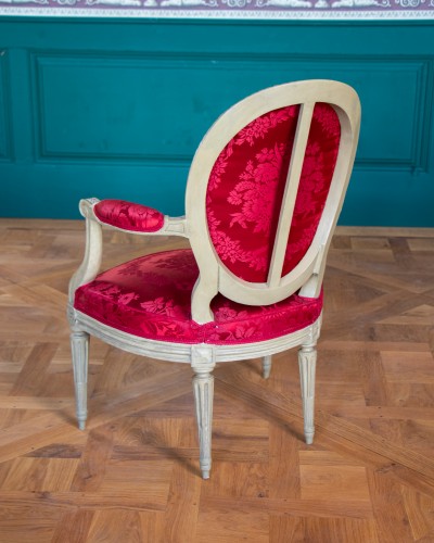 Antiquités - Paire de fauteuils estampillés Sené