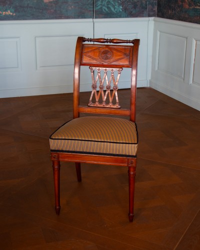 XVIIIe siècle - Suite de 4 chaises Directoire