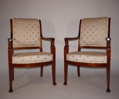 Pair of armchairs of the Empire period, beginning of the 19th century - Empire