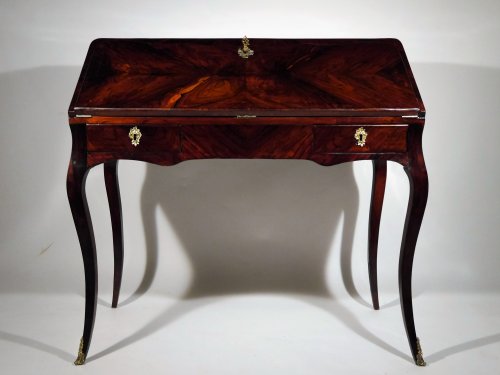 Mobilier Bureau et Secrétaire - Bureau "de pente" d'époque Louis XV estampillé HF