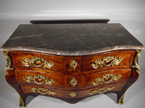 Furniture  - A Louis XV &quot;tombeau&quot; chest of drawers, stamped Louis Noël Malle, 18 c