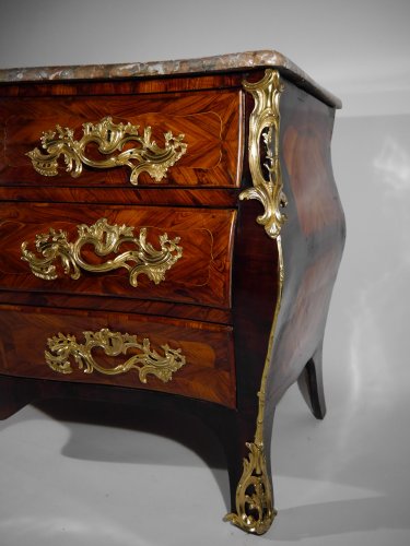 18th century - A Louis XV &quot;tombeau&quot; chest of drawers, stamped Louis Noël Malle, 18 c