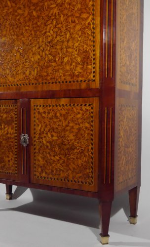 18th century - A Louis XVI writing desk, in end grain wood