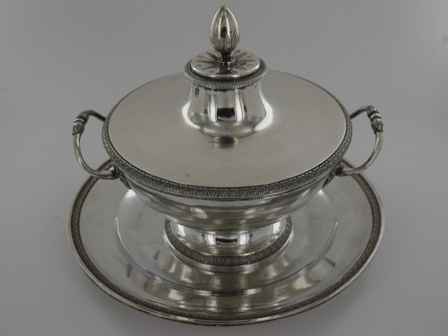 Argenterie et Orfèvrerie  - Bouillon "d'accoucher" en argent d'époque Empire