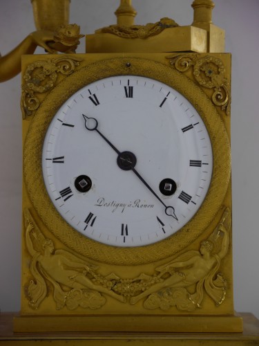 Pendule en bronze doré d'époque Empire - Horlogerie Style Empire