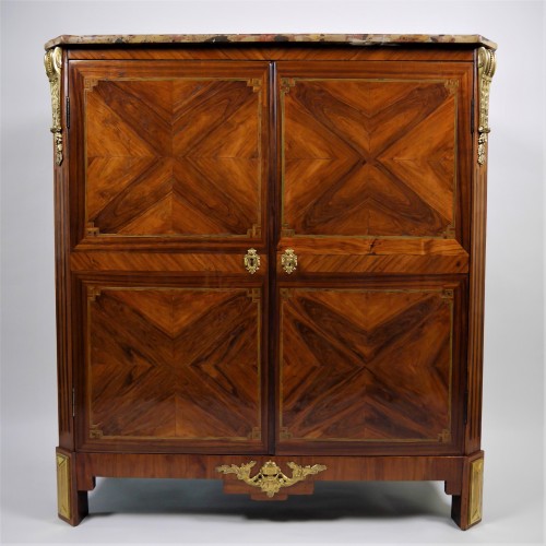 Etonnant chiffonnier double à portes estampillé Rebour - Mobilier Style Louis XVI