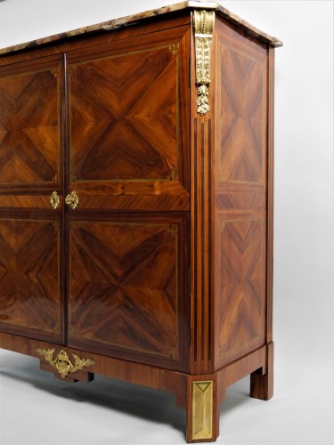 Stunning double chiffonnier opening by doors, stamped Rebour - 