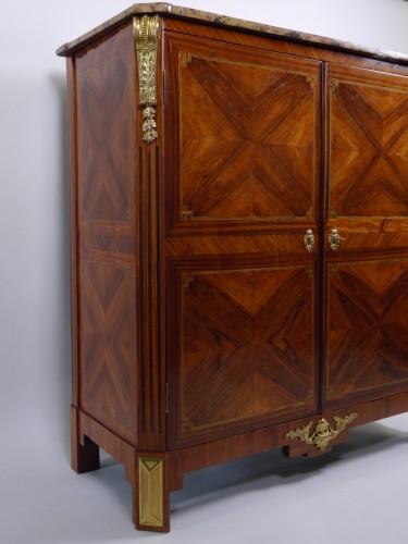 Antiquités - Stunning double chiffonnier opening by doors, stamped Rebour