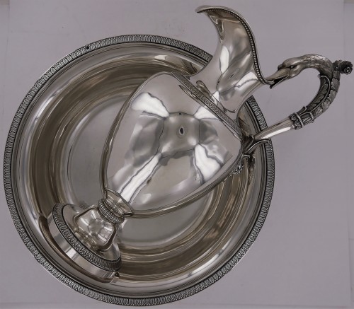 19th century - Ewer and its basin in sterling silver, beginning of the 19th century