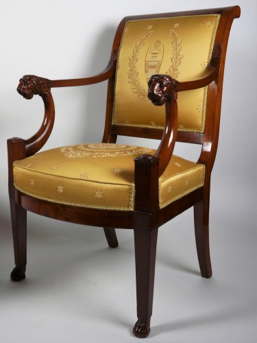 19th century - A pair of Consulate armchairs, beginning of the 19th century