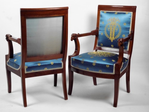 Paire de fauteuils Consulat attribués à Jacob Frères - Sièges Style Empire
