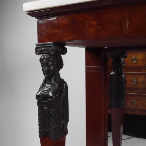 An Empire console in mahogany, beginning of the 19th century - Furniture Style Empire