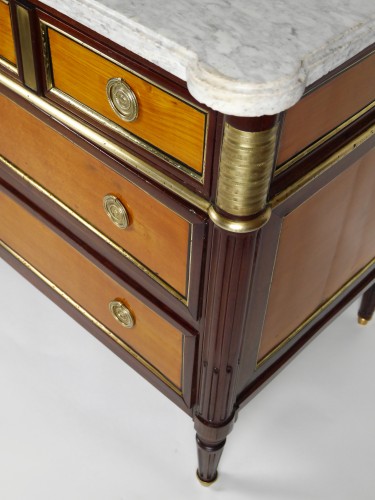 Commode Louis XVI en citronnier - Mobilier Style Louis XVI