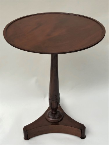 Antiquités - An Empire pedestal table by Maigret