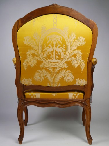 Louis XV - Fauteuil à châssis estampillé Tilliard, XVIIIe