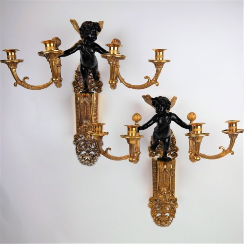 Lighting  - A pair of sconces by Ravrio