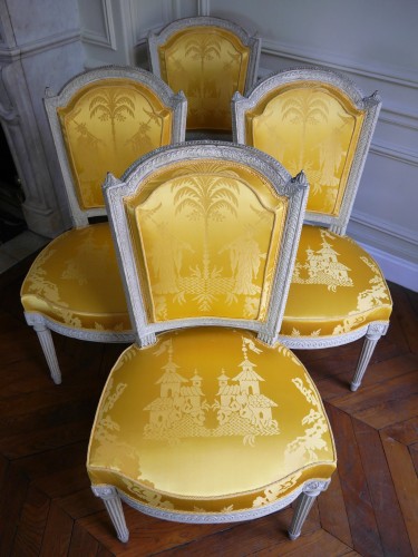 Antiquités - Suite of 4 chairs stamped by Henri Jacob, 18th century