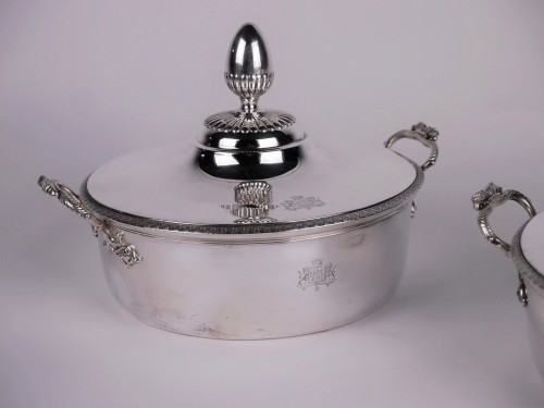 silverware & tableware  - Pair of silver vegetable dishes, Charles X, 19th century