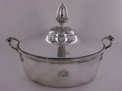 Empire - Pair of silver vegetable dishes, Charles X, 19th century