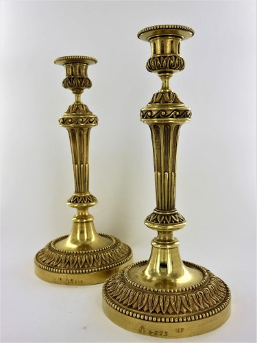 A Pair of Louis XVI Candlesticks coming from Ministry of Finances - Lighting Style Louis XVI