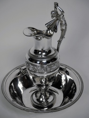 19th century - An ewer and its basin in silver, Empire style, 19th century