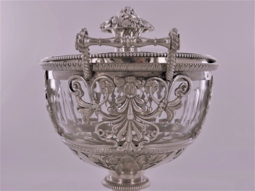 An Empire silver drageoir, beginning of the 19th century - 