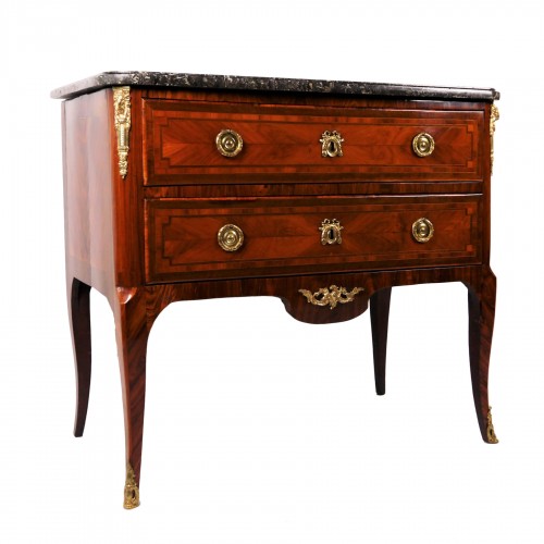 Commode sauteuse estampillée J G Schlichtig