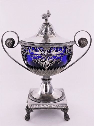 silverware & tableware  - An Empire period silver drageoir, early 19th century