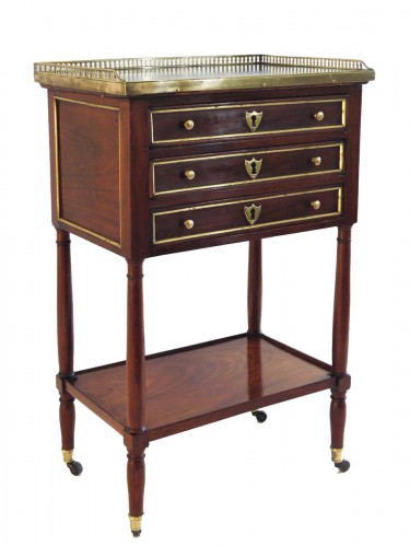 Mahogany chiffonier table from the Louis XVI - Directoire period