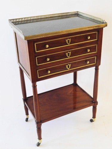 Mahogany chiffonier table from the Louis XVI - Directoire period - Furniture Style Louis XVI