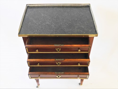 Table chiffonnière en acajou d'époque Louis XVI - Directoire - Igra Lignum