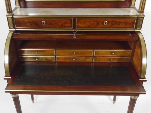 18th century - A Louis XVI Period Cylinder Desk By Molitor, 18th Century