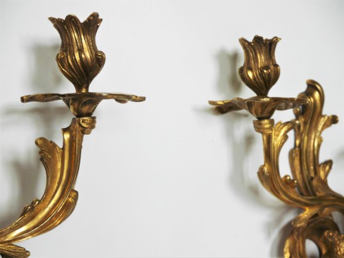 A Louis XV pair of scones - Louis XV