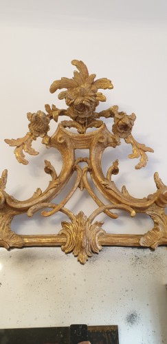 Miroirs, Trumeaux  - Miroir en bois doré George II milieu du 18e siècle
