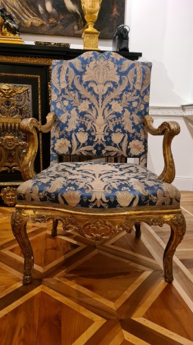 A giltwood armchair, first half of the 18th century  - 