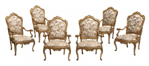 Six fauteuils vénitiens en bois sculpté et doré, XVIIIe siècle
