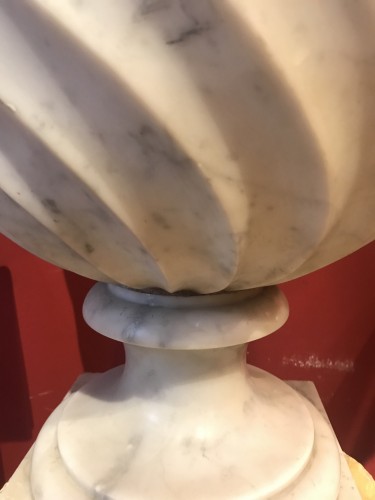 Pair of Carrara marble vases - Decorative Objects Style 