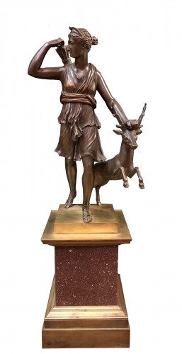Bronze sculpture representing Diana the Huntress, Rome 19th century