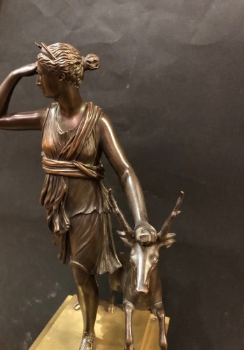 Bronze sculpture representing Diana the Huntress, Rome 19th century - 