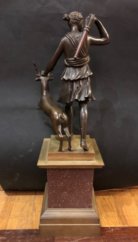 Bronze sculpture representing Diana the Huntress, Rome 19th century - 
