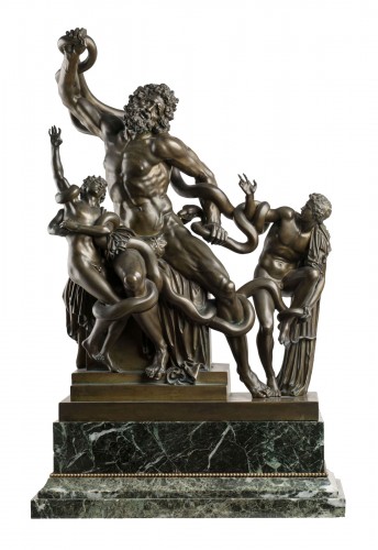 Bronze group Laocoonte and his sons