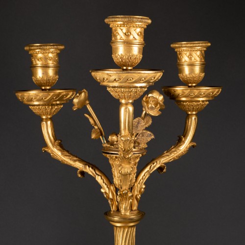 Paire de grands candélabres en bronze doré époque Restauration - Isabelle Chalvignac