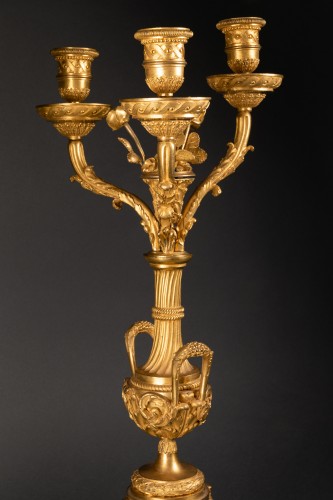 Antiquités - Paire de grands candélabres en bronze doré époque Restauration