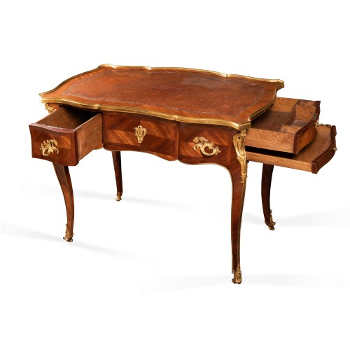 Bureau de Dame époque Louis XV Estampillé J. M. Chevallier - Isabelle Chalvignac