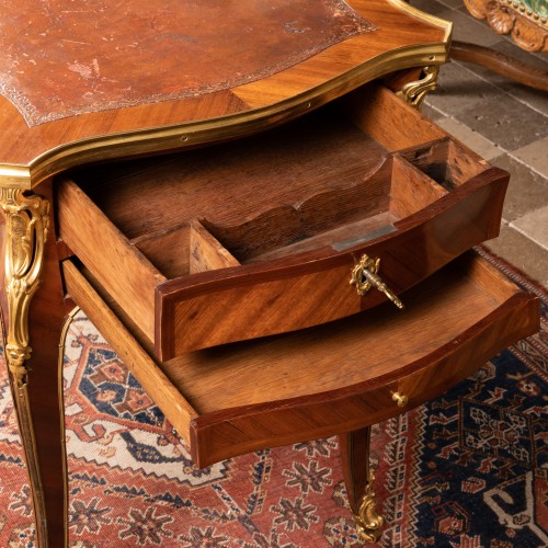 XVIIIe siècle - Bureau de Dame époque Louis XV Estampillé J. M. Chevallier