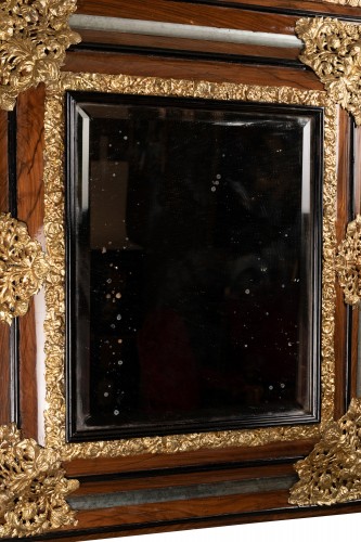 Miroir époque Louis XIV à clinquants - Louis XIV