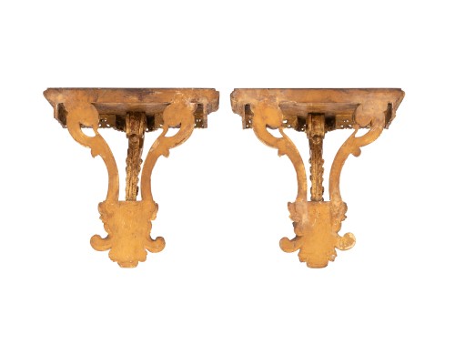 French Regence - A pair of gilded Regence Brackets